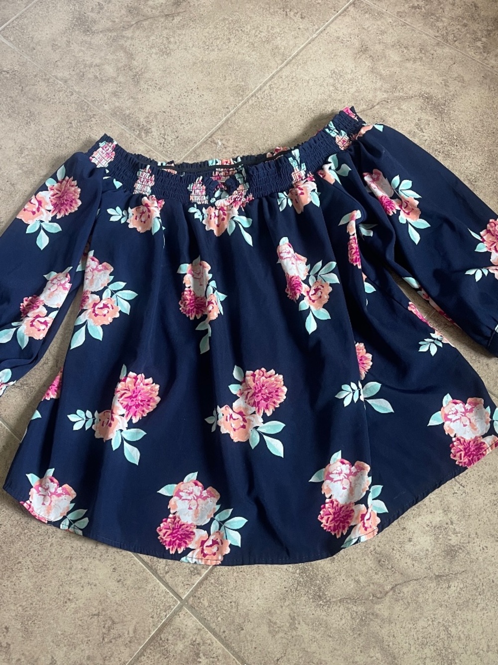 RUE 21 PLUS size Top 2X blue pink floral Off shoulder Tunic Women’s Shirt